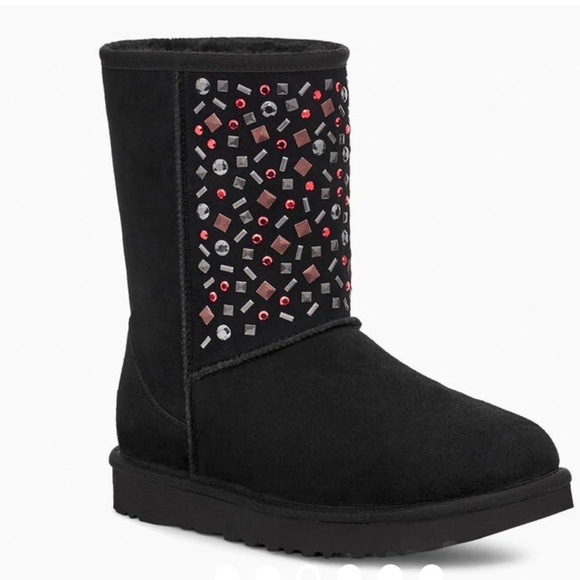 UGG Shoes - UGG CLASSIC SHORT STUD II